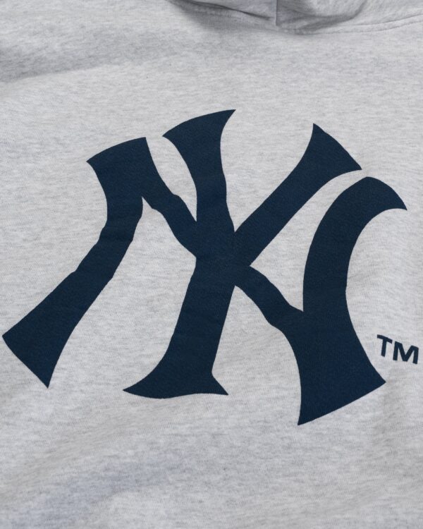 EE® Yankees T-Shirt - Heather Grey - Image 2